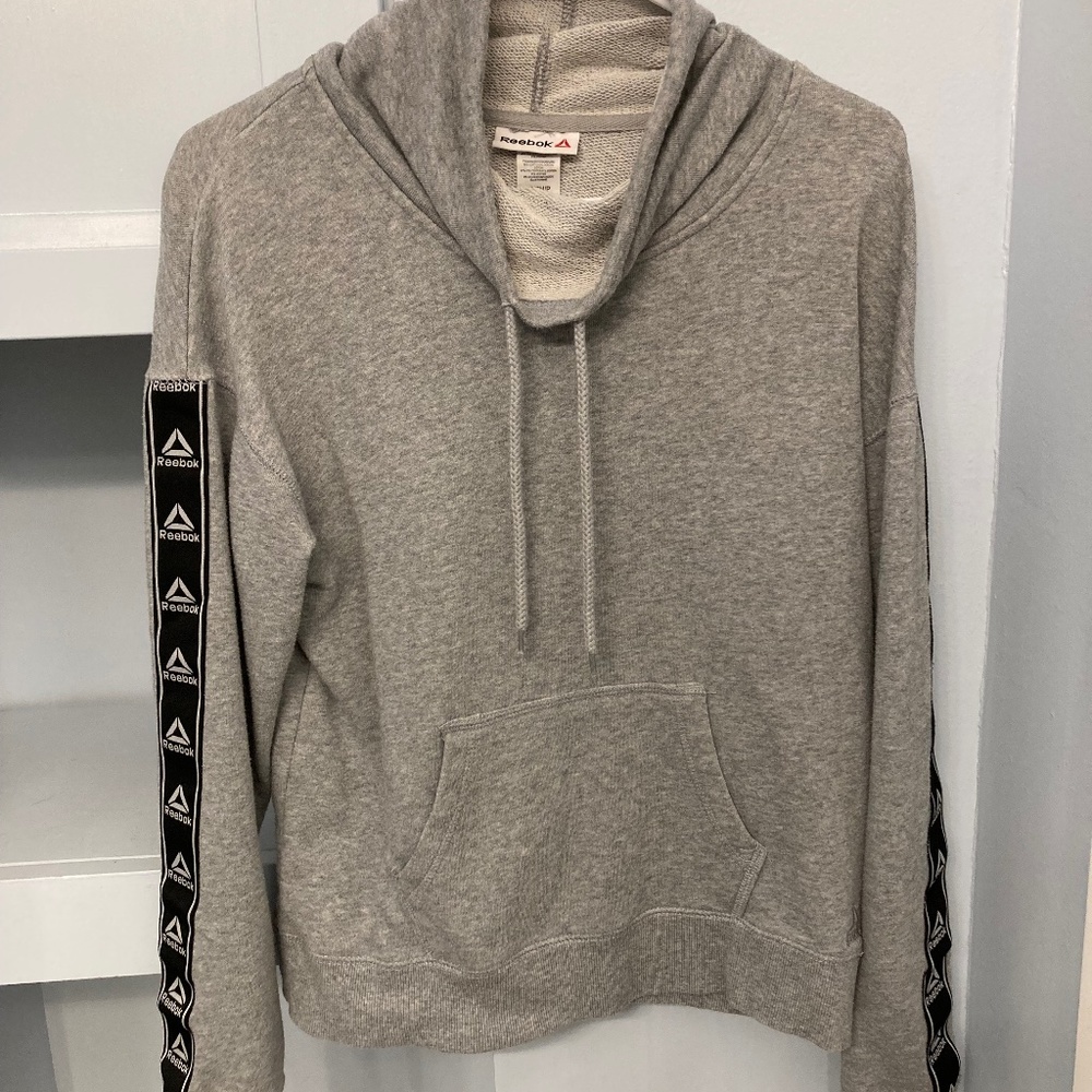 Reebok Sweatshirt
